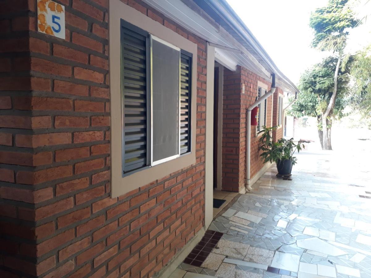 Pousada Vila Rica Cunha Buitenkant foto